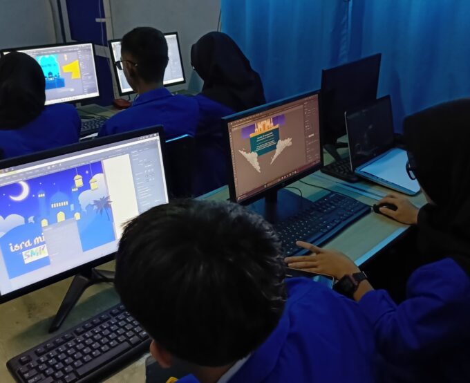 Memadukan Seni dan Pesan Religius: Praktik Desain Grafis di SMK Putra Pertiwi