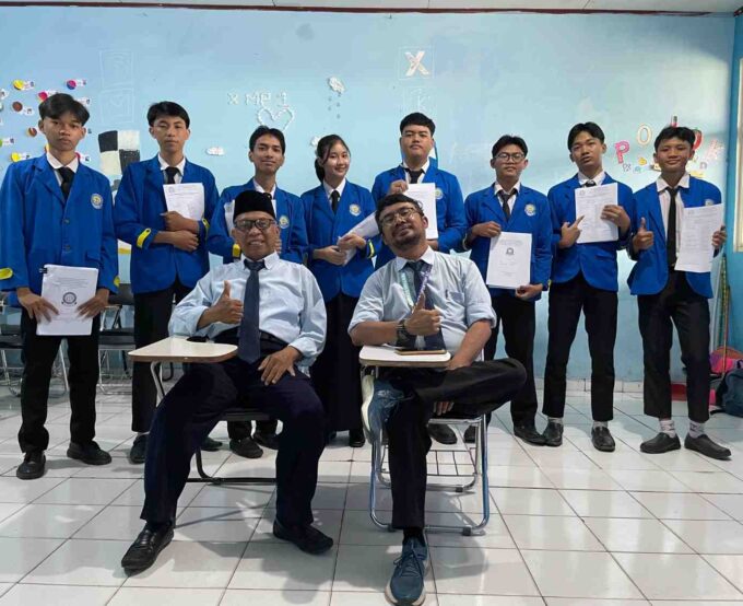 Dari Kelas ke Dunia Industri: Pengalaman Siswa SMK Putra Pertiwi dalam Sidang Laporan PKL