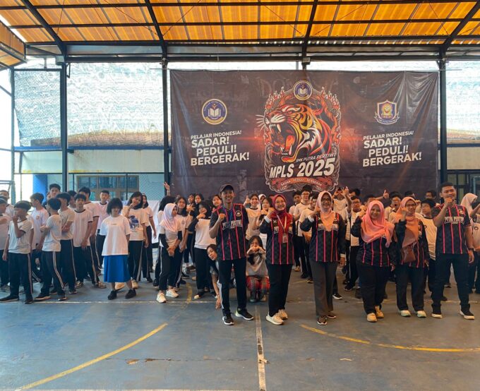 Lingkunganku Bersih, Sekolahku Nyaman, Belajarku Menyenangkan di Sekolah Putra Pertiwi